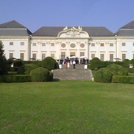Knappenstoeckl Halbturn Exterior foto